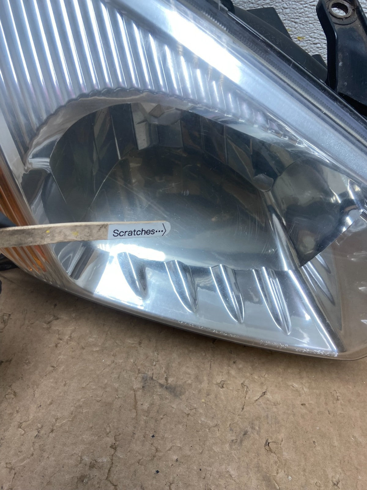 2001 - 2003 Toyota Rav4 Right Passenger RH Side Headlight Halogen DEPO Y8797 DW3