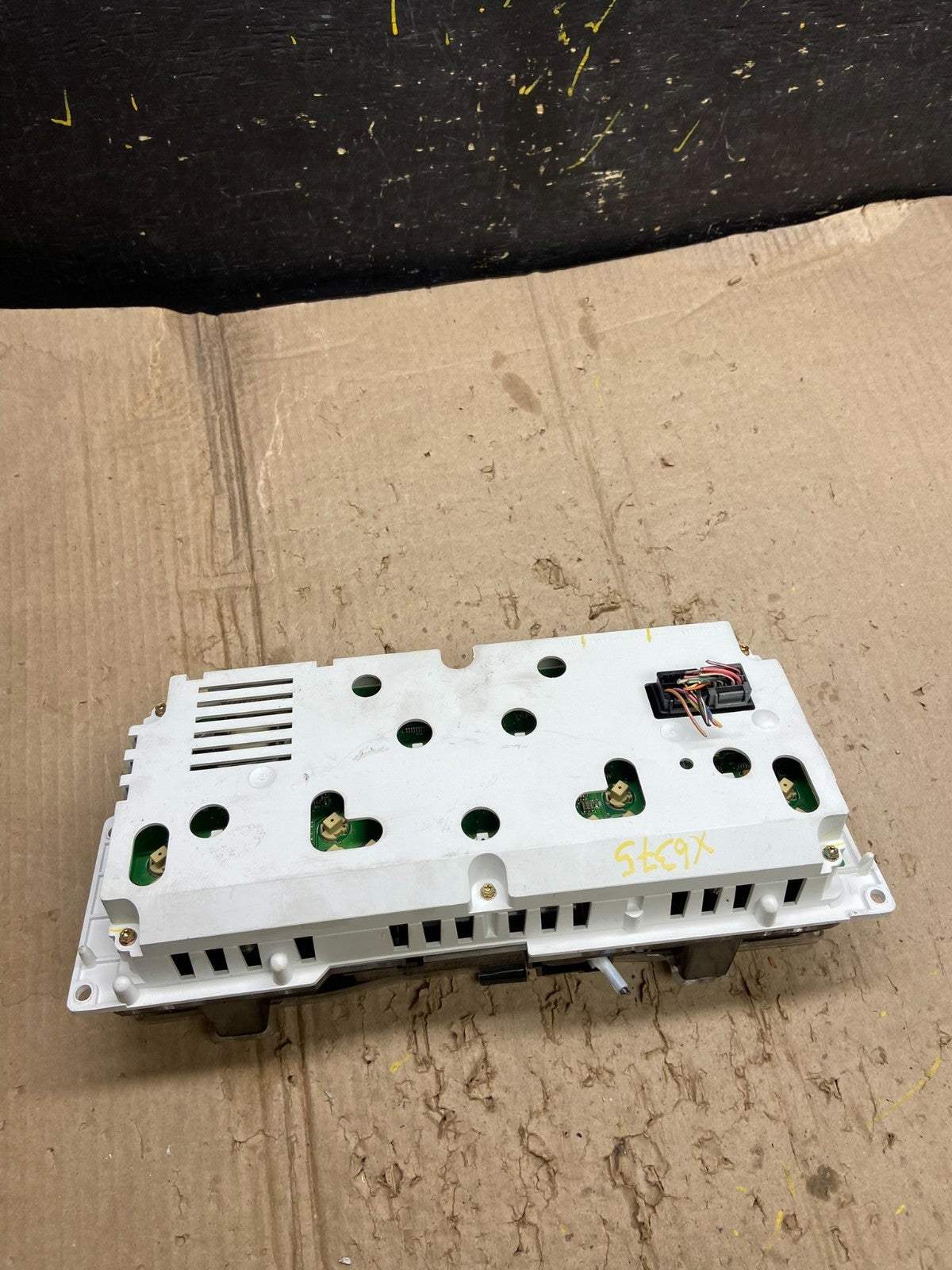 1998 to 2002 Lincoln Town Car Speedometer Gauge Cluster X6375 DG5