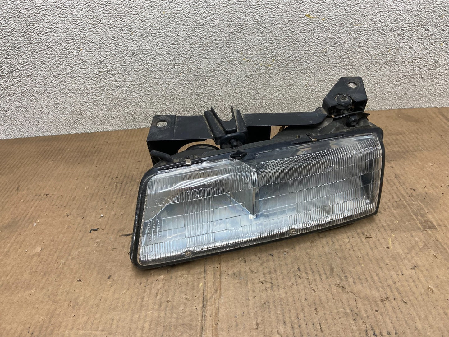 1988 1989 Pontiac Grand Am Left Driver SideHeadlight AA64270