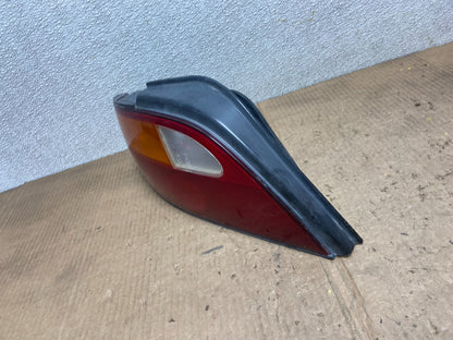 1996 1997 1998 Hyundai Elantra Sedan Left Driver LH Tail Light Oem AA6699 DW1