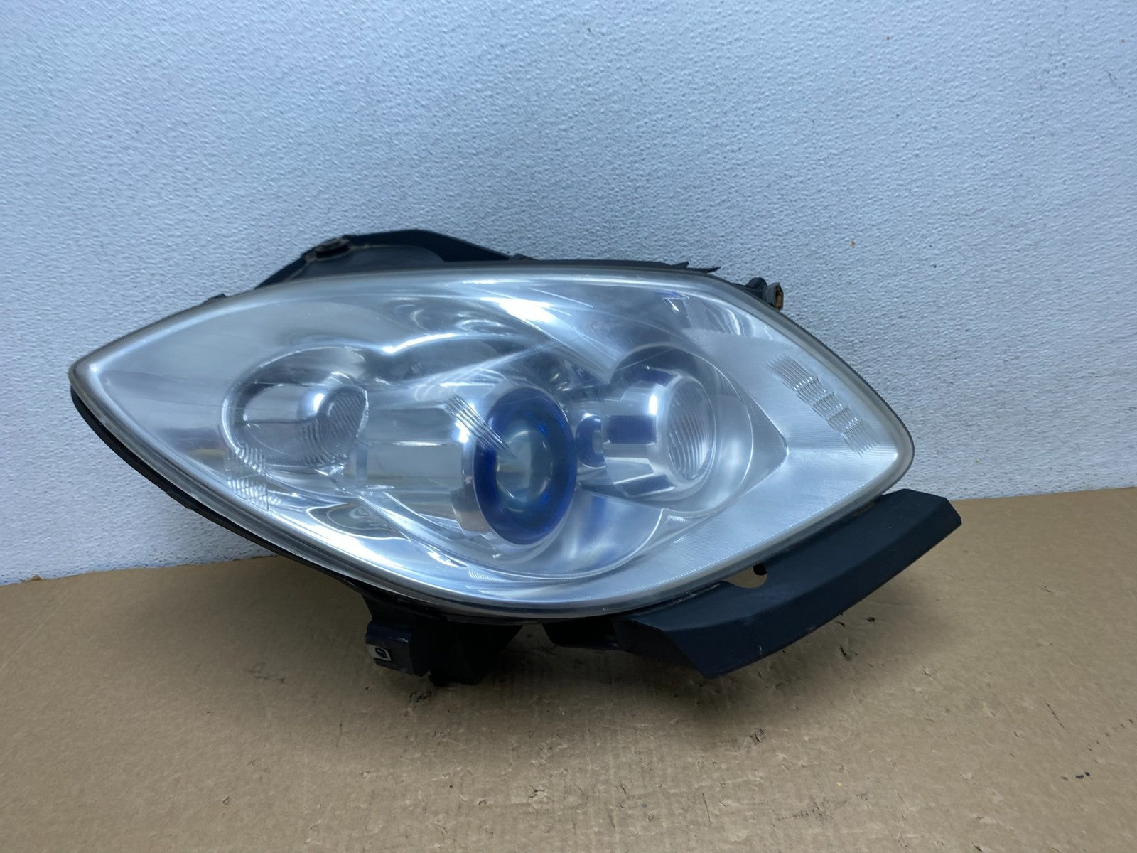 2008-2012 Buick Enclave Right Passenger Headlight Xenon Hid Two Ballast AF79270