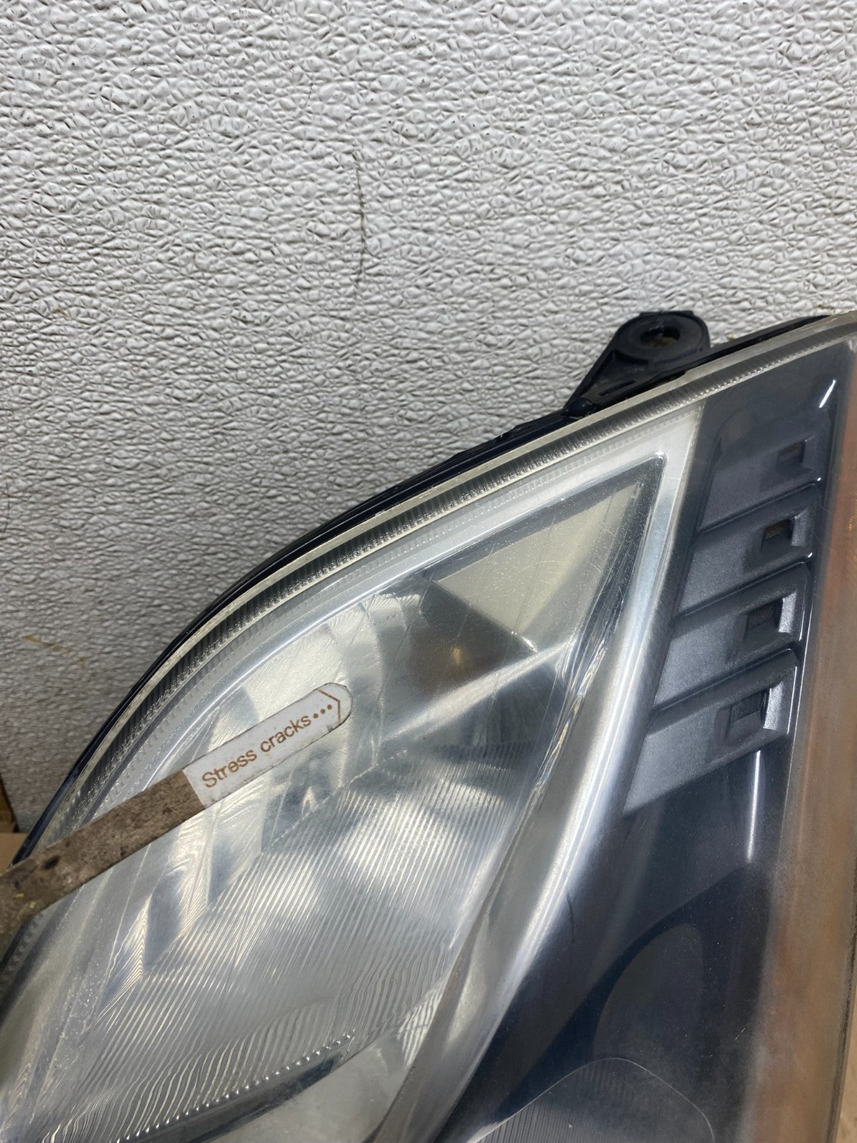 2010-2012 Nissan Sentra Halogen Left Driver LH Black Headlight U2649 DW4