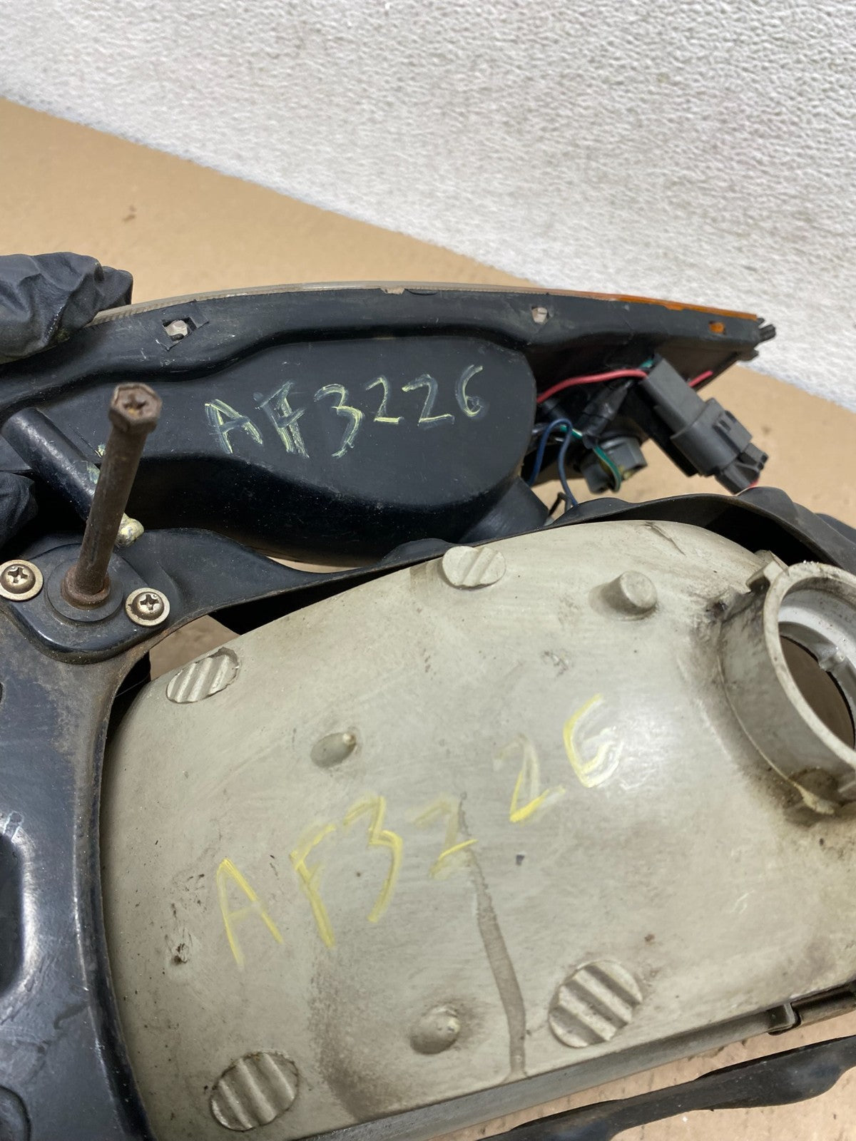 1989 to 1994 Nissan Maxima Driver Left Side Headlight AF32267