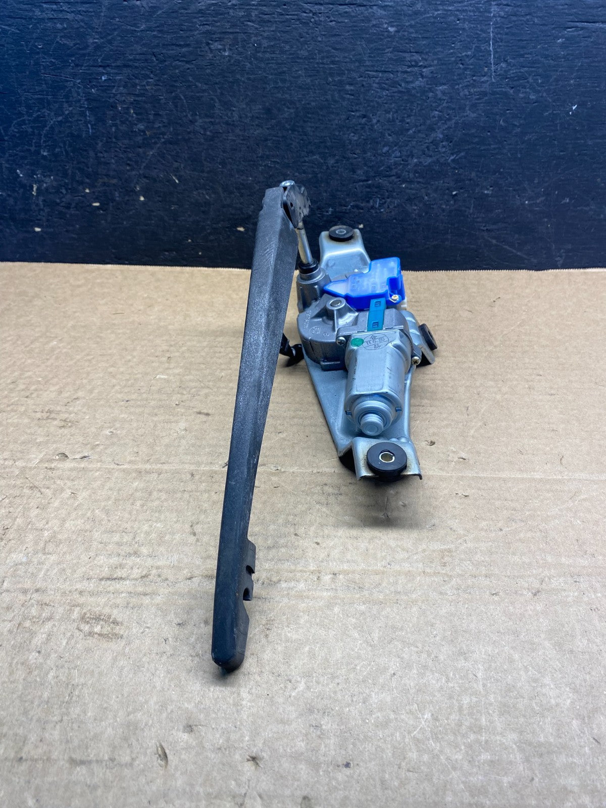 2008 to 2014 Subaru Impreza Hatchback Rear Wiper Motor AF7675 DG2