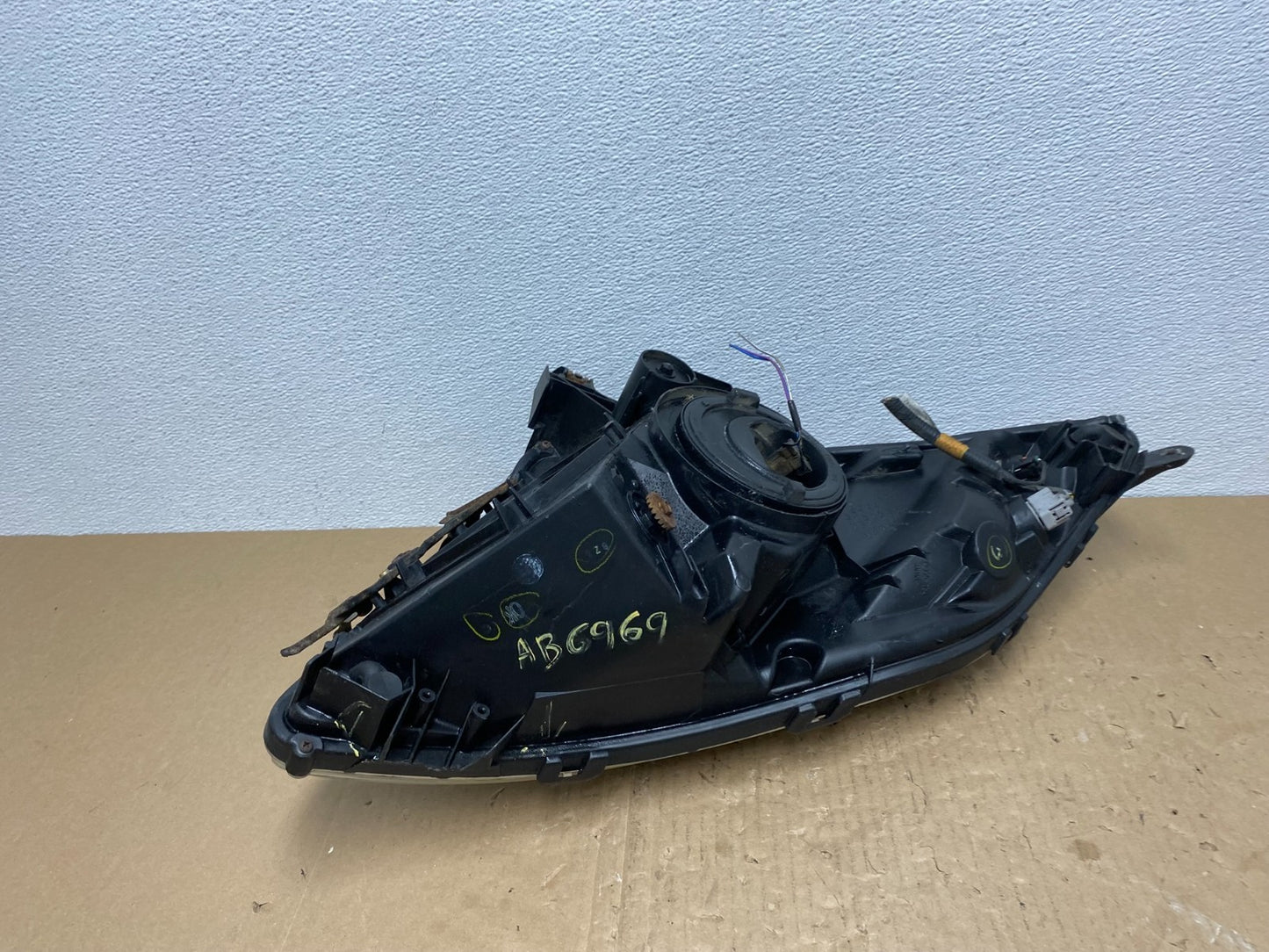 2006-2009 Toyota Prius Left Driver LH Side Headlight Halogen AB6969 DW5