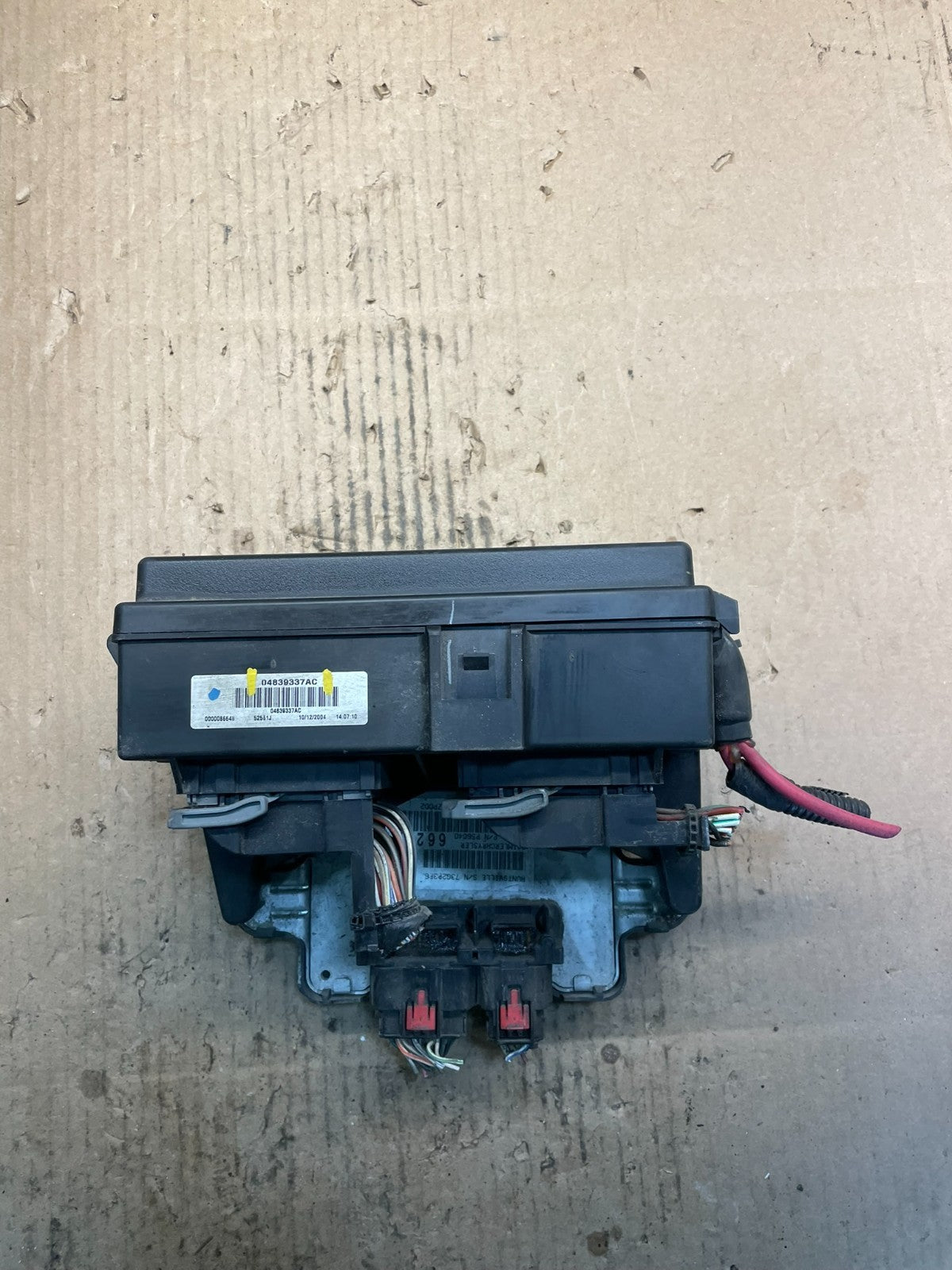 2005 Jeep Grand Cherokee Integrated Power Fuse Box 04839337ac U9408 DG2