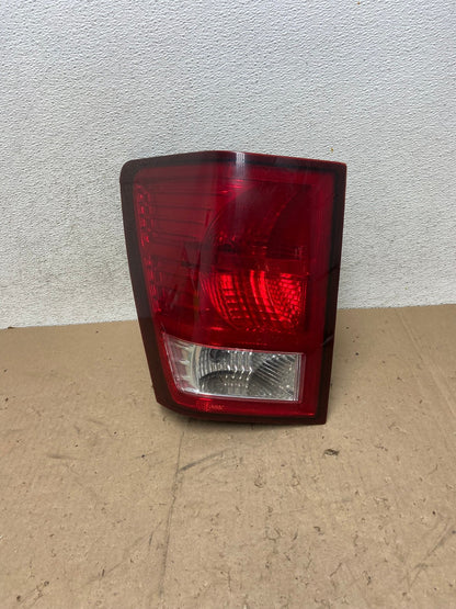 2007 to 2010 Jeep Grand Cherokee Left Driver Lh Tail Light AG5404 LK0