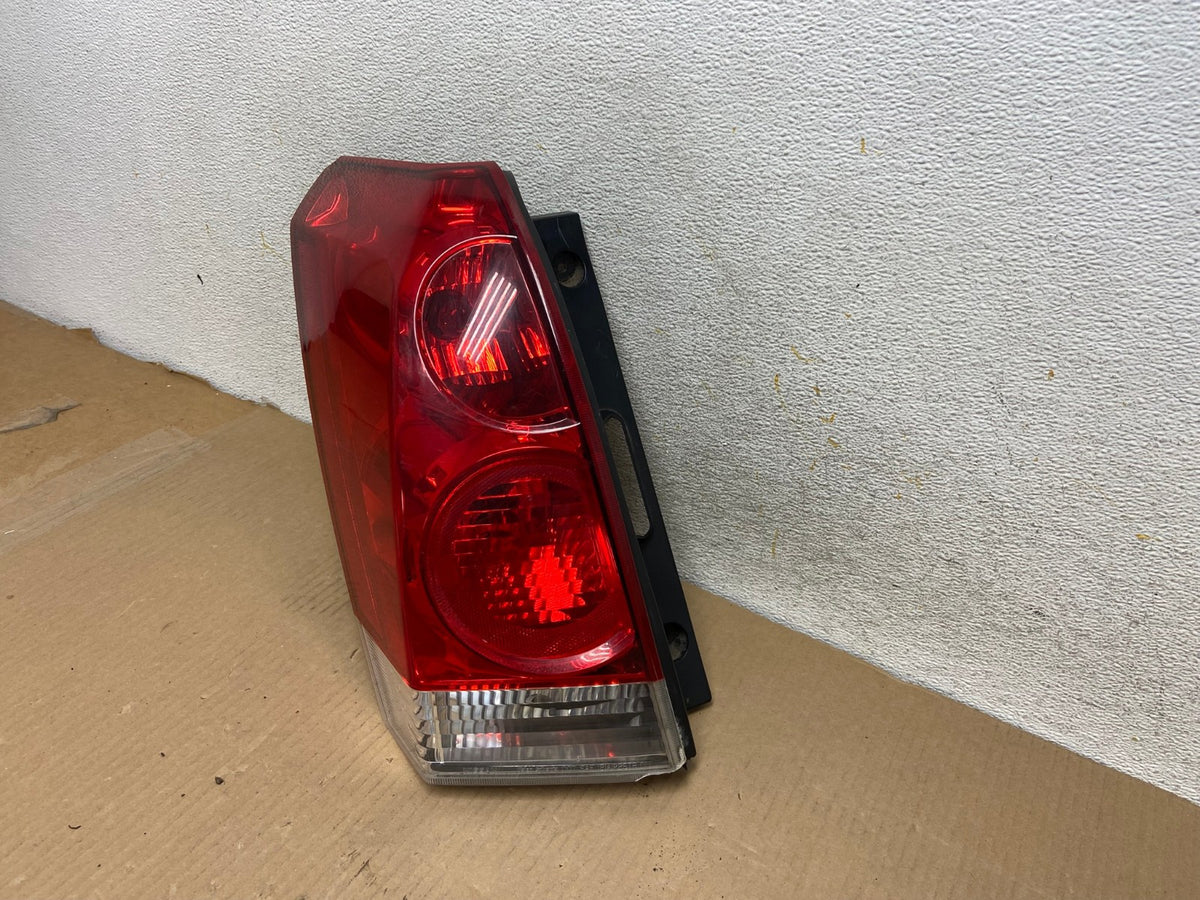 2004 to 2009 Nissan Quest Left Driver Lh Side Tail Light AH3016 LK2