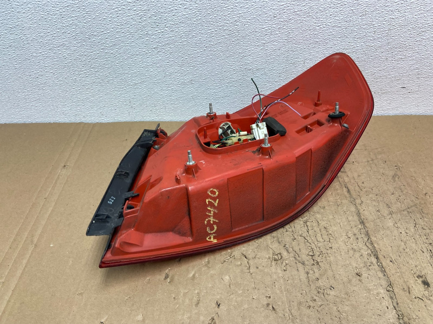 2005 to 2006 Infiniti G35 Left Driver Lh Side Tail Light AC7420 DW8