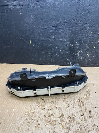 2002 Ford Explorer Speedometer Cluster Gauge OEM v7496 DG4