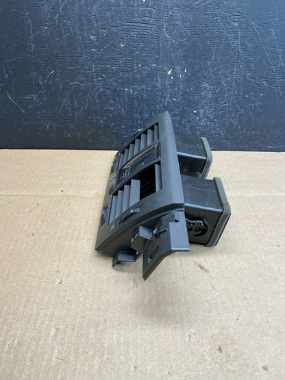 2006 to 2011 Cadillac DTS Dash Center Air Vent Heater Bezel ac6257 DG3