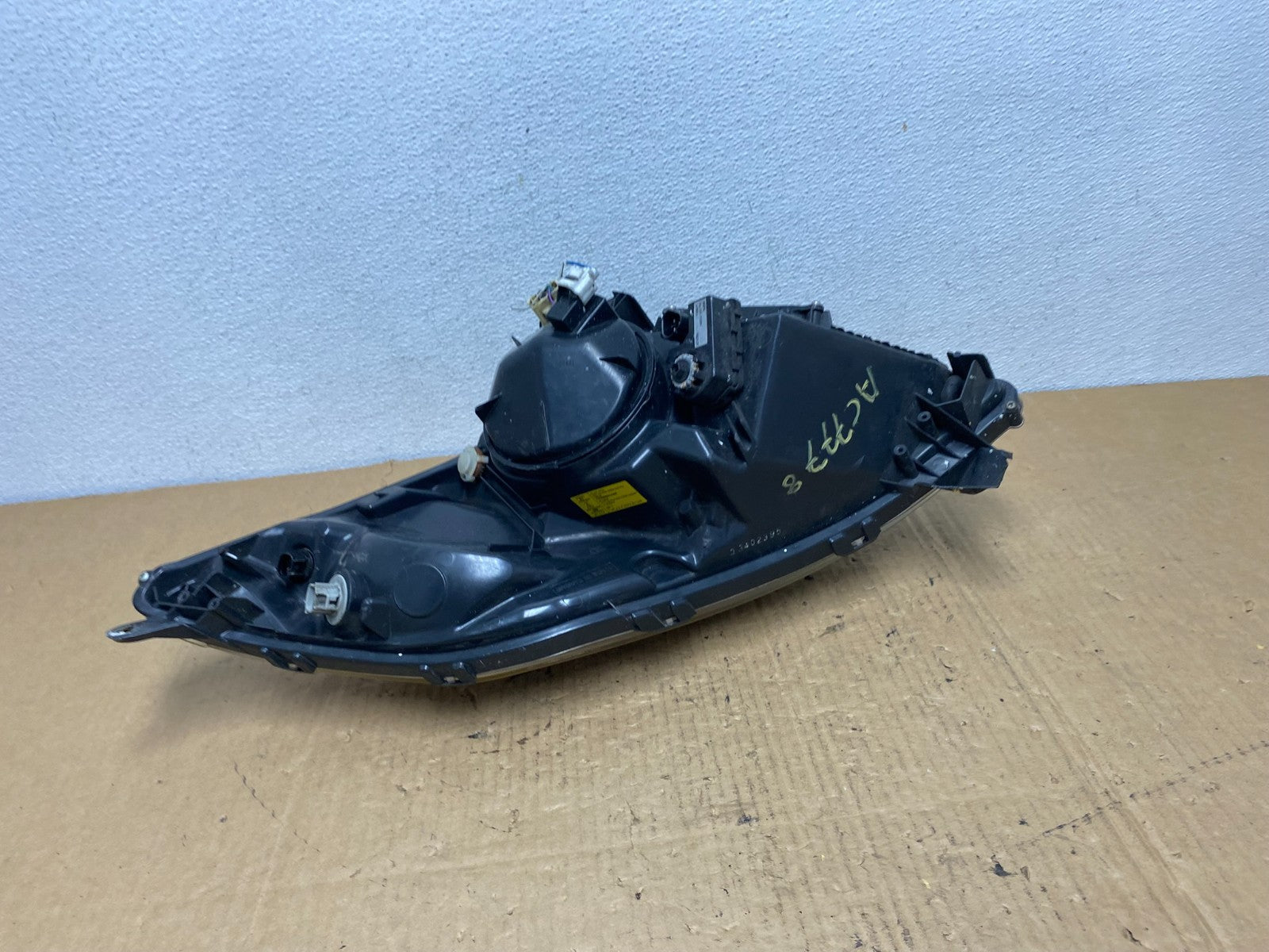 2006-2009 Toyota Prius Right Passenger Rh Side Headlight Xenon HID AC7778 DW6