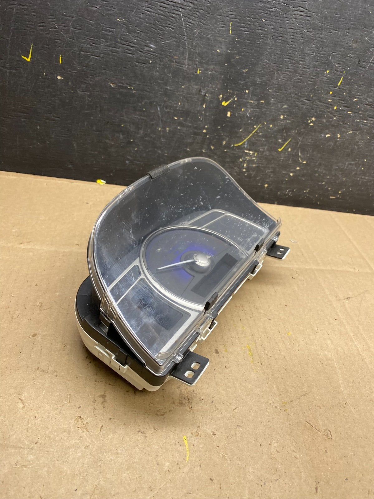 2009 to 2011 Honda Civic Hybrid Speedometer Gauge Cluster Oem t9330 DG2