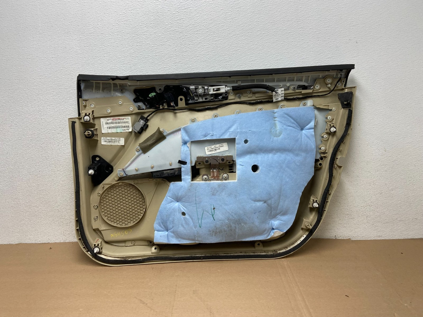 2013 to 2014 Ford Fusion Front Left Side Interior Door Panel AG4503 DG6