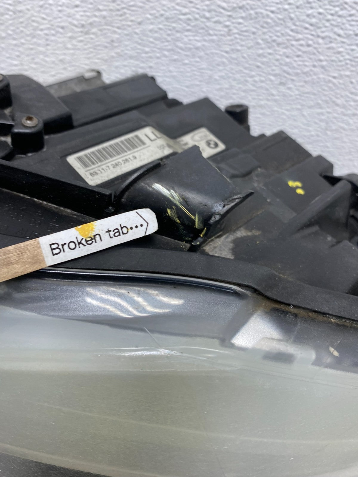 2009-2011 Bmw 3 Series 328i 4/D Sedan Left Driver LH Headlight Xenon AC56236