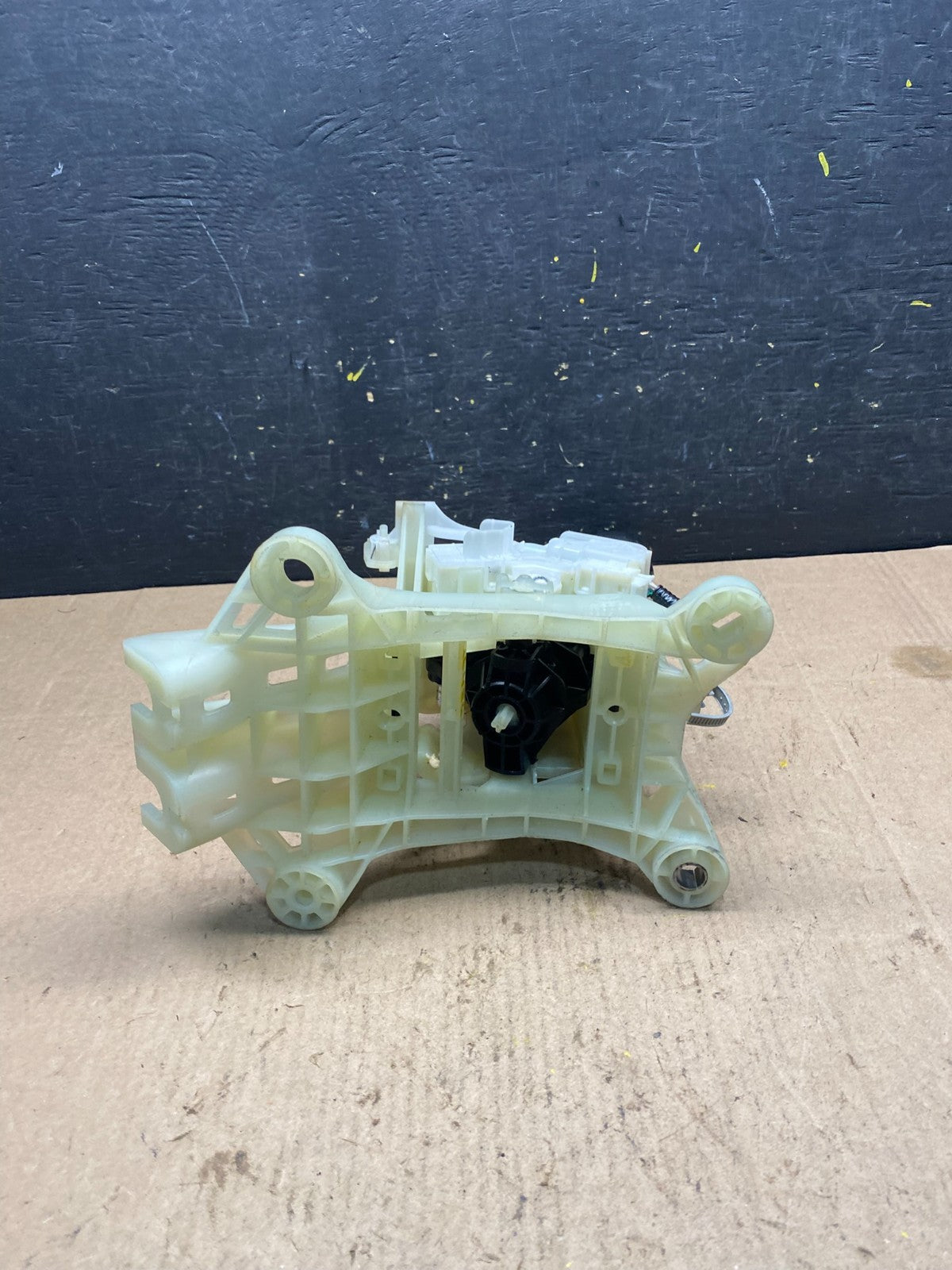 2017 to 2023 Mazda CX9 CX-9 Center Console Gear Shifter r6486 DG4
