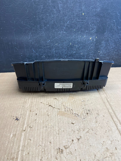 2006 Dodge Durango Speedometer Instrument Cluster Gauge AE1895 DG6