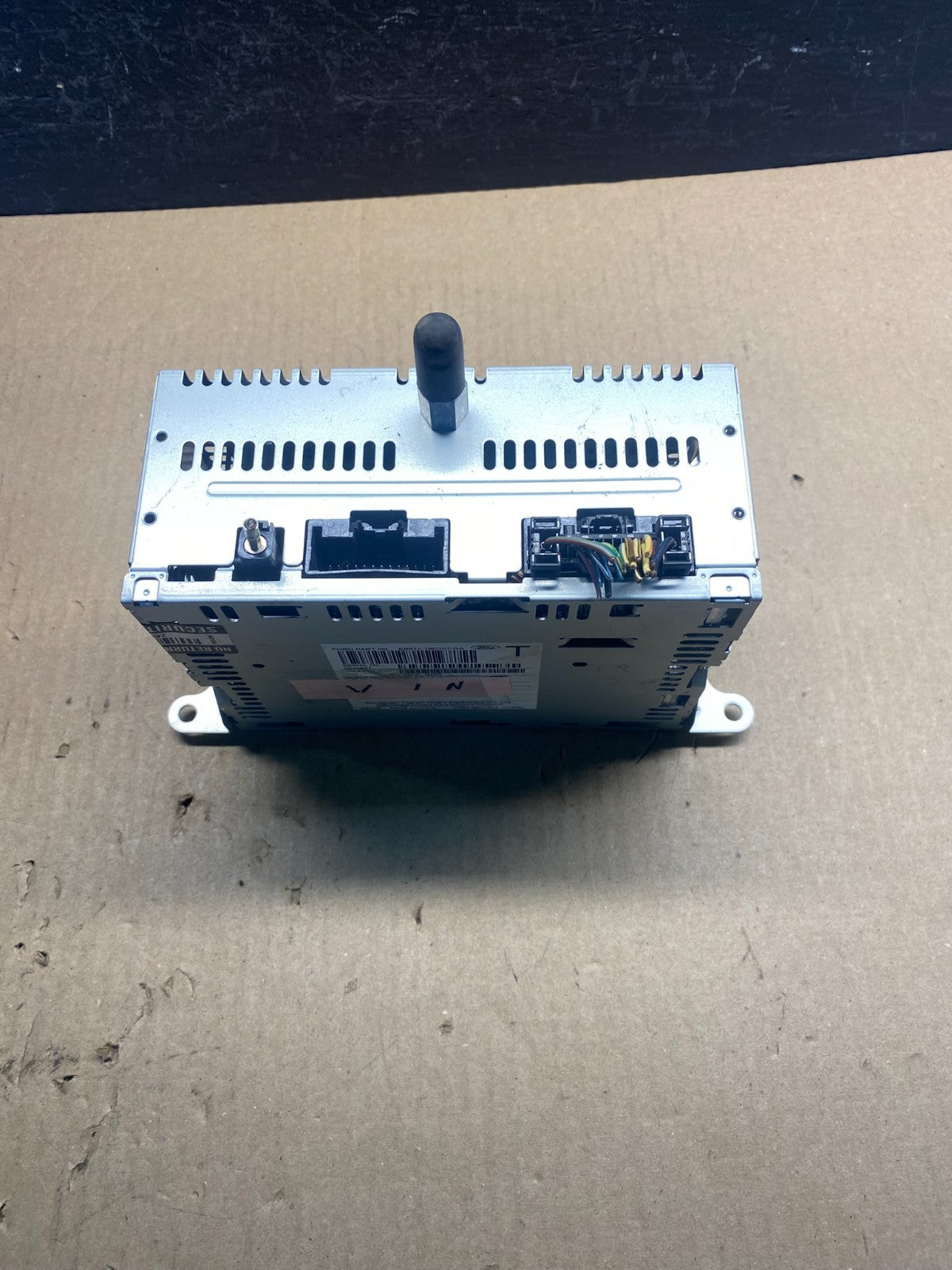 2014 to 2015 Ford Explorer Audio Equipment Radio Receiver AM FM CD AC8906 DG5