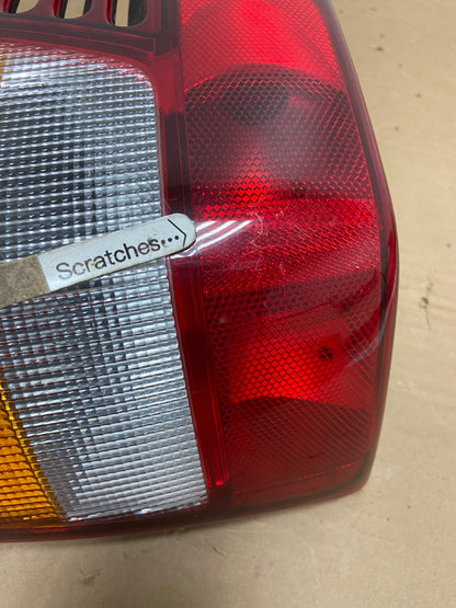 1999-2004 Jeep Grand Cherokee WJ Right Passenger Rh Tail Light AD4167 LK3