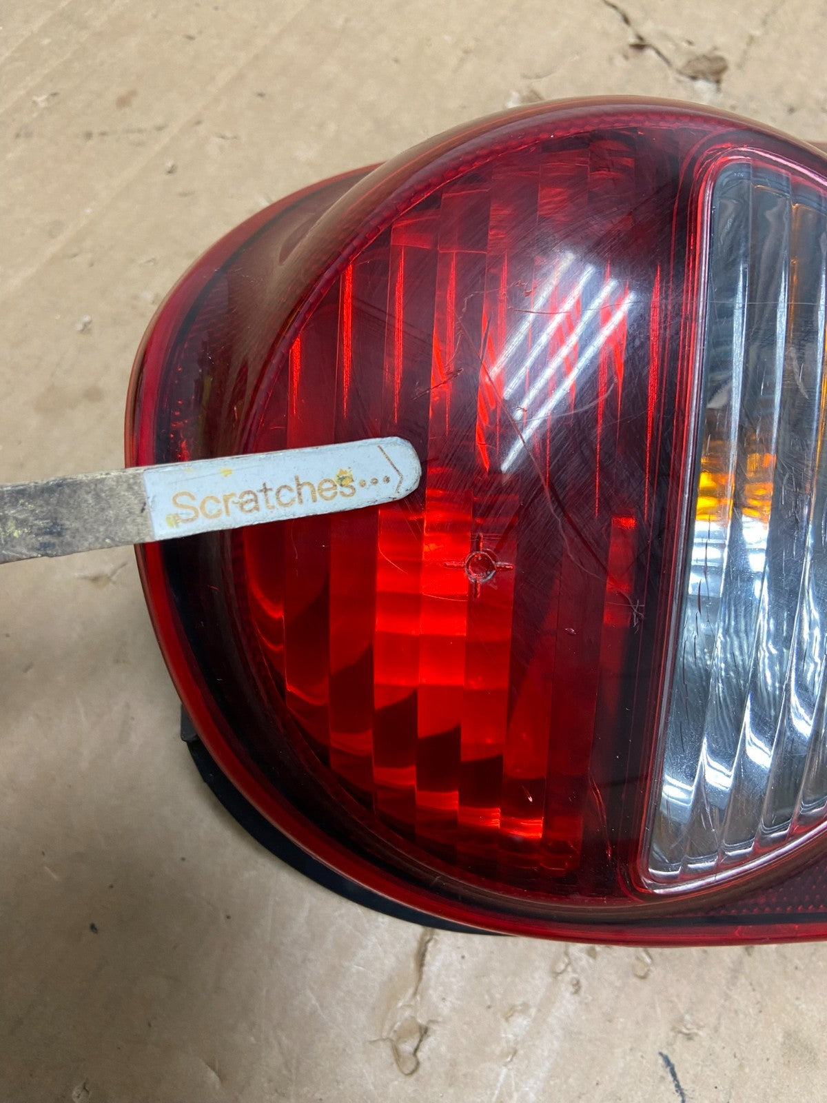 2005 2006 2007 Jeep Liberty Right Passenger Rh Side Tail Light AI9270 LK3