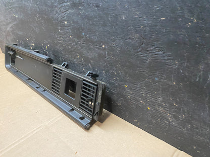 1983 to 1984 Ford Thunderbird Dash Bezel Vent Passenger Side Panel U0039 PS1