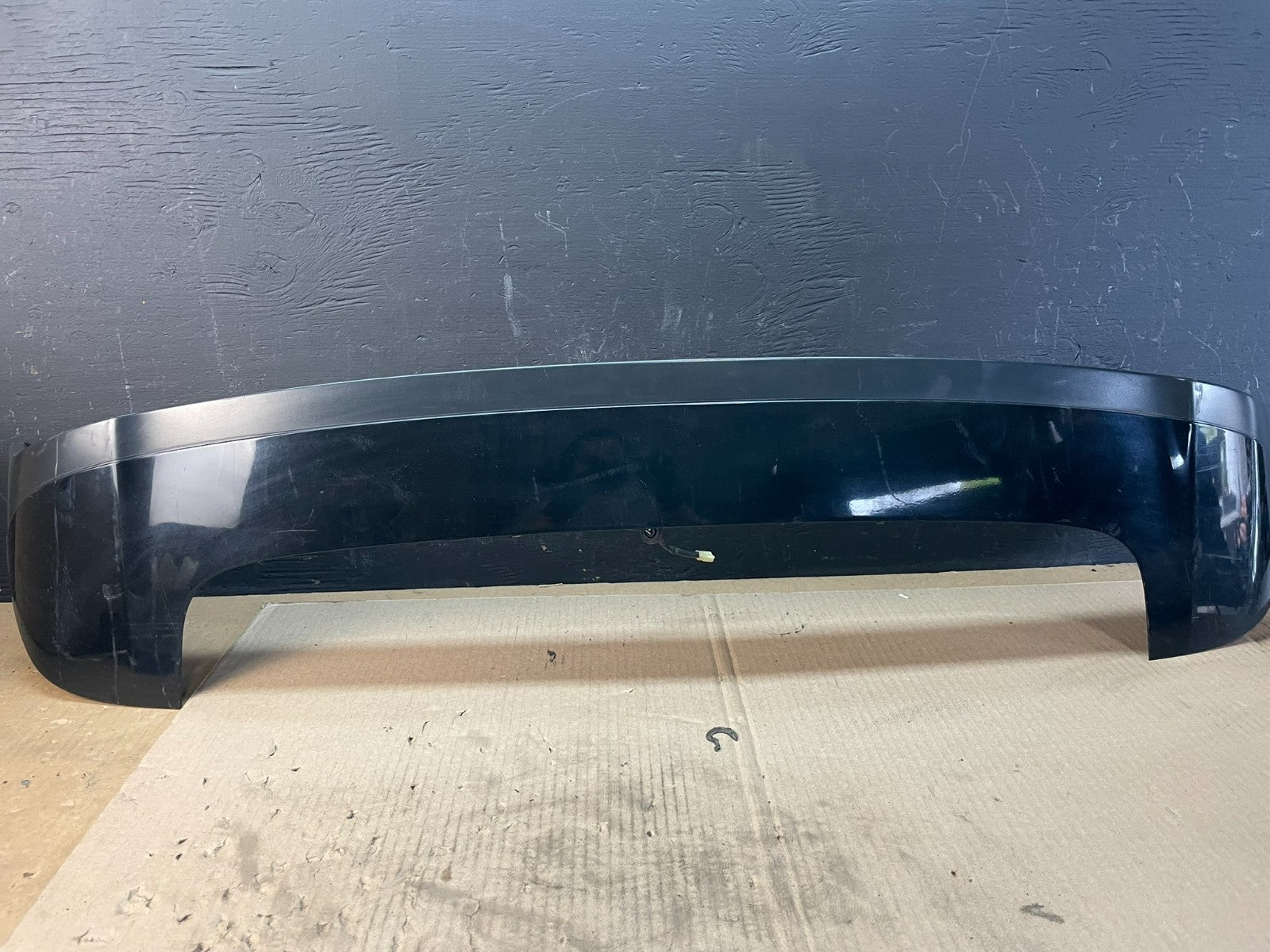 2015 to 2019 Subaru Legacy Outback Wagon Rear Top Spoiler Wing Oem AB7955 DG0