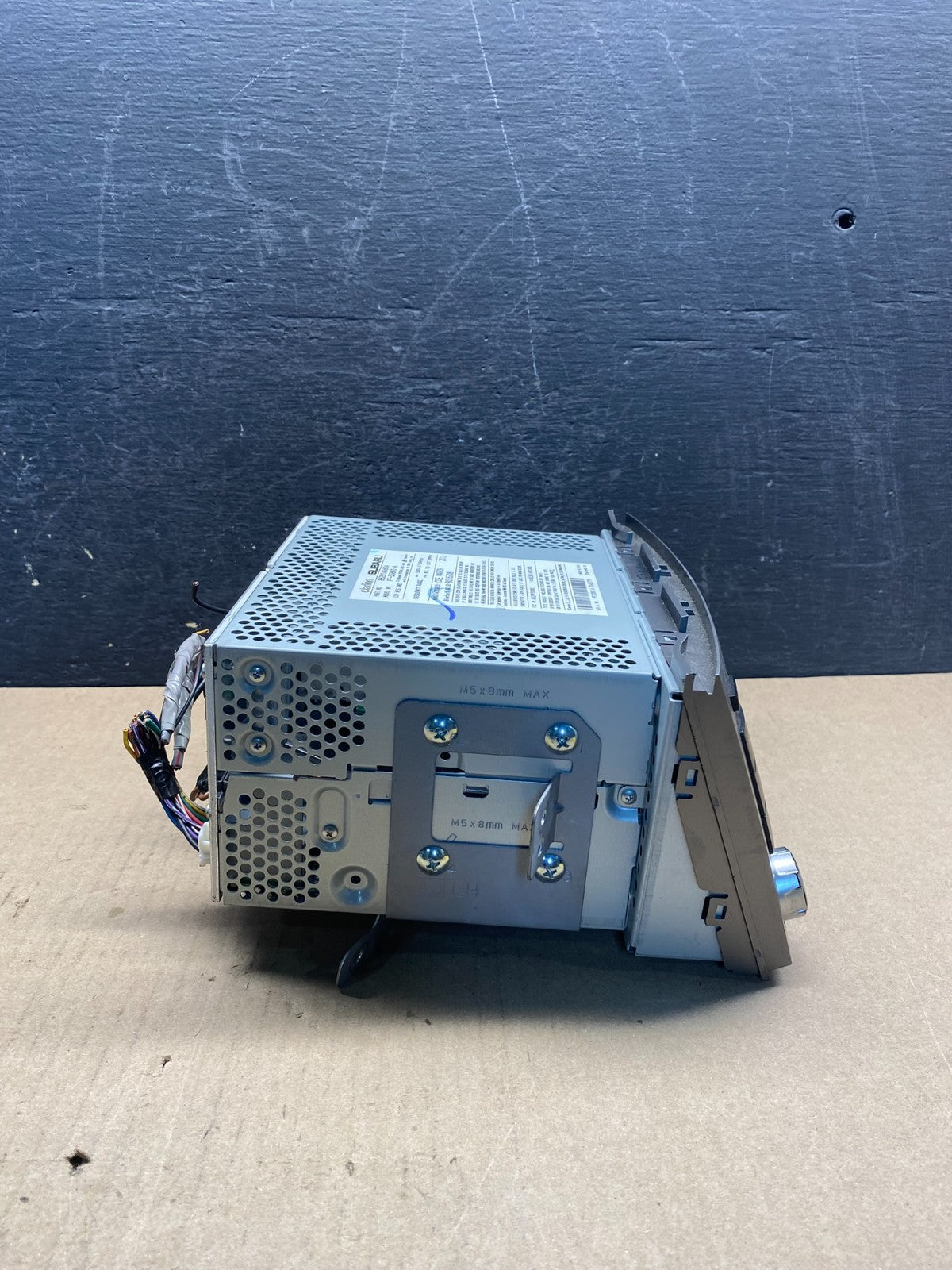 2012 to 2014 Subaru Legacy AM FM CD MP3 Radio Player AG5984 DG2