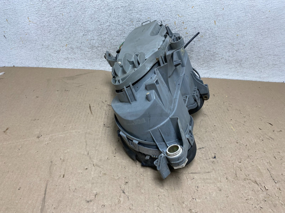 1996-1999 Mercedes E E320 E430 Right Passenger RH Side Headlight AH7636 DW6