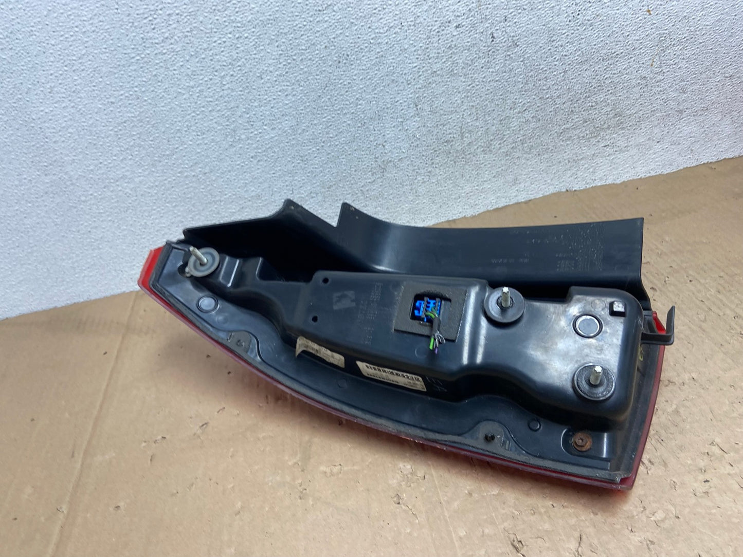 2008 to 2013 Cadillac CTS Right Passenger Side Led Side Tail light AE9370 LK7