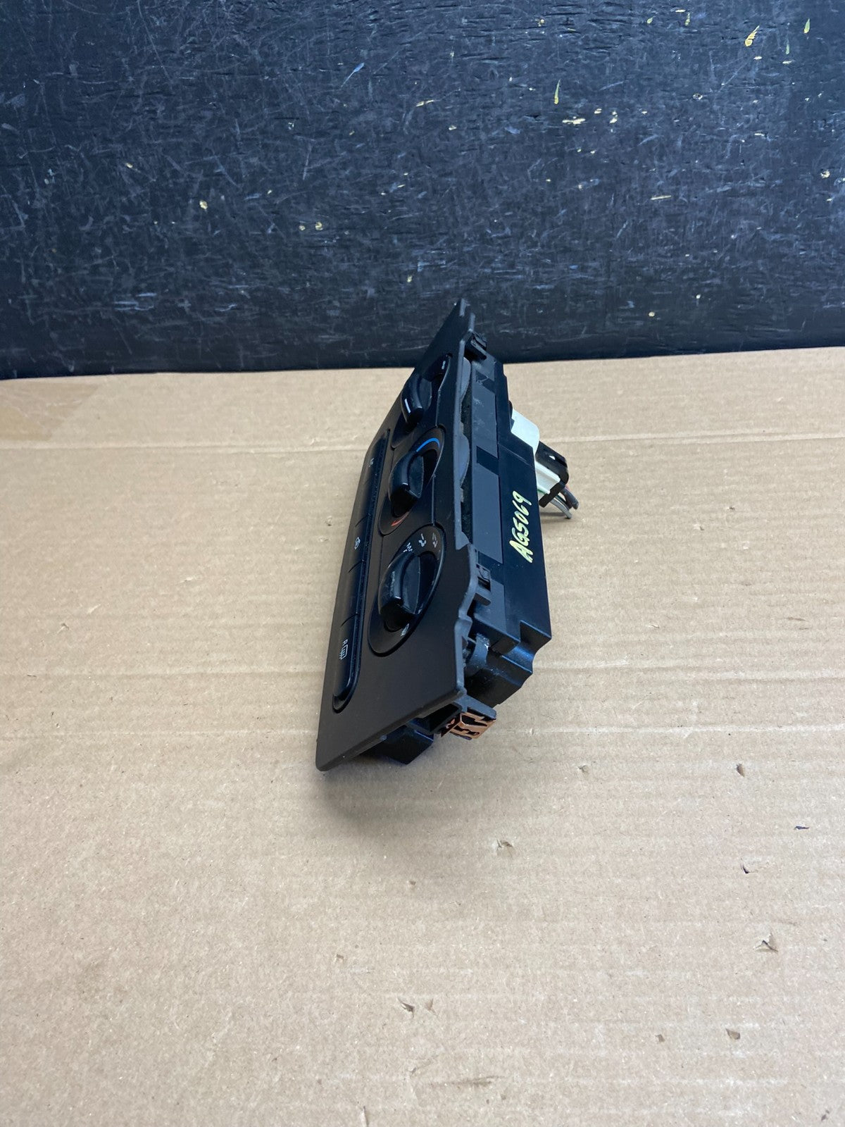 2006 to 2009 Ford Fusion Mercury Milan Climate Control A/C Control AG5069 DG2