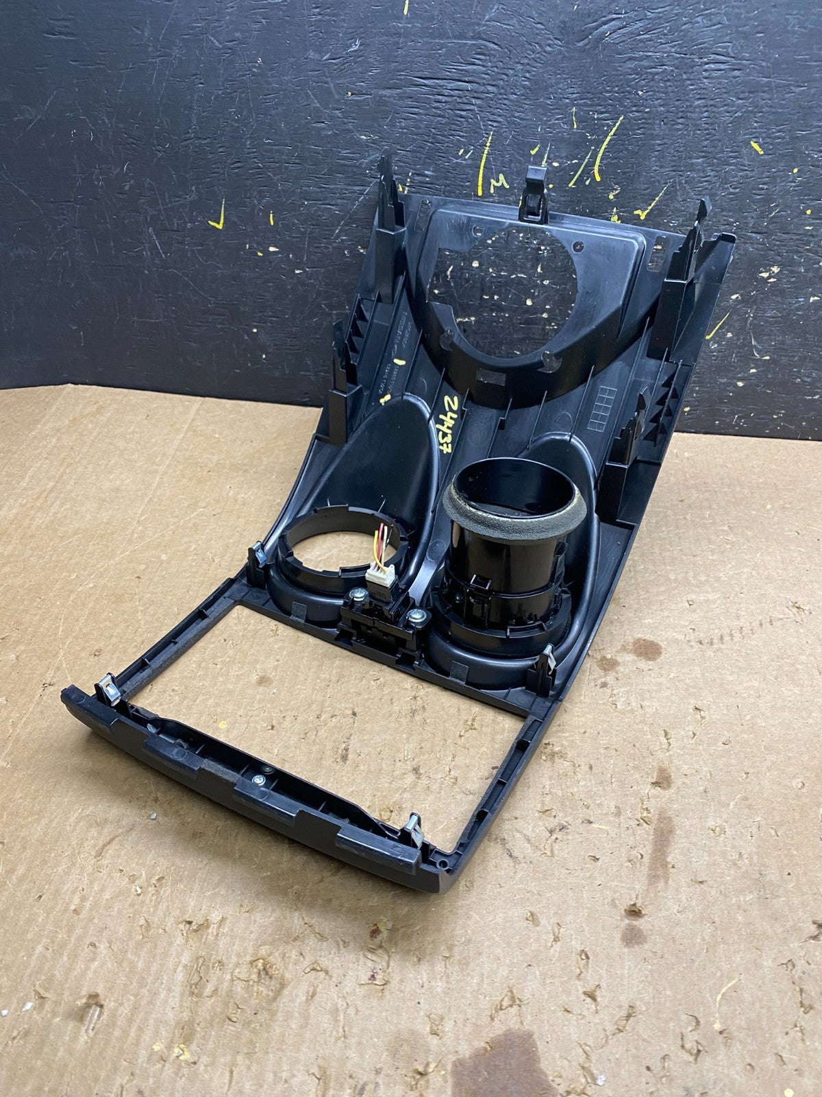 OEM 2011 2012 2013 Nissan Rogue Dash Upper Center Radio Bezel Trim z4437 DG3