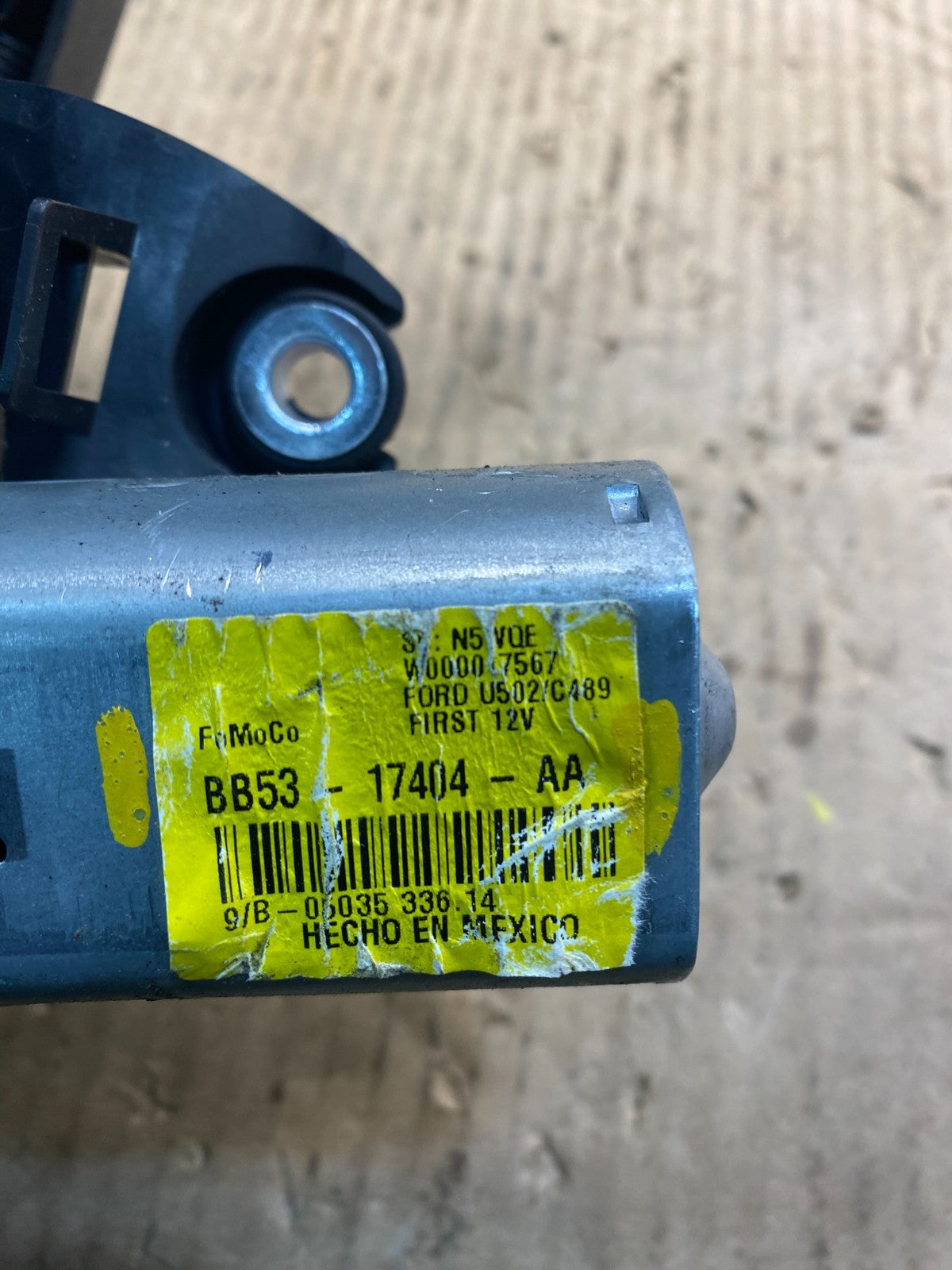 2011 to 2019 Ford Explorer Rear Windshield Wiper Motor OEM z4773 DG5