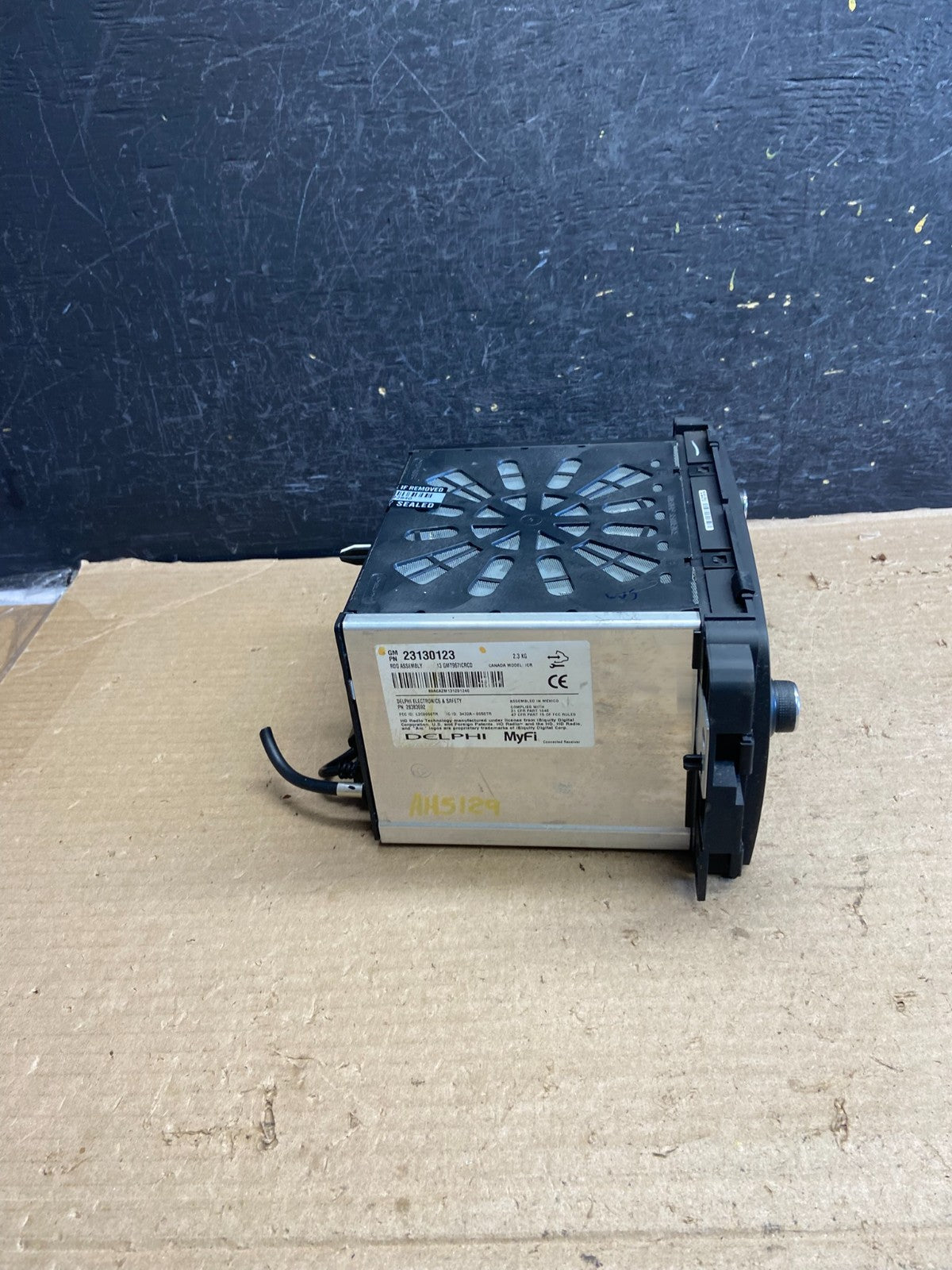 2007 to 2014 Chevrolet GMC Cadillac Radio Navigation Screen Display ah5129 DG1