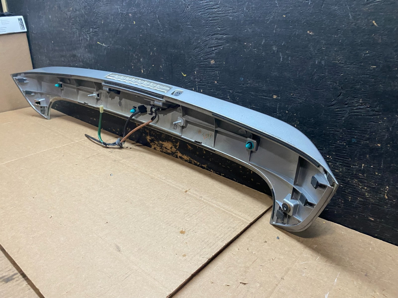 2008-2011 Subaru Impreza Hatchback Rear Upper Tailgate Roof Spoiler OEM Y9277 DG7
