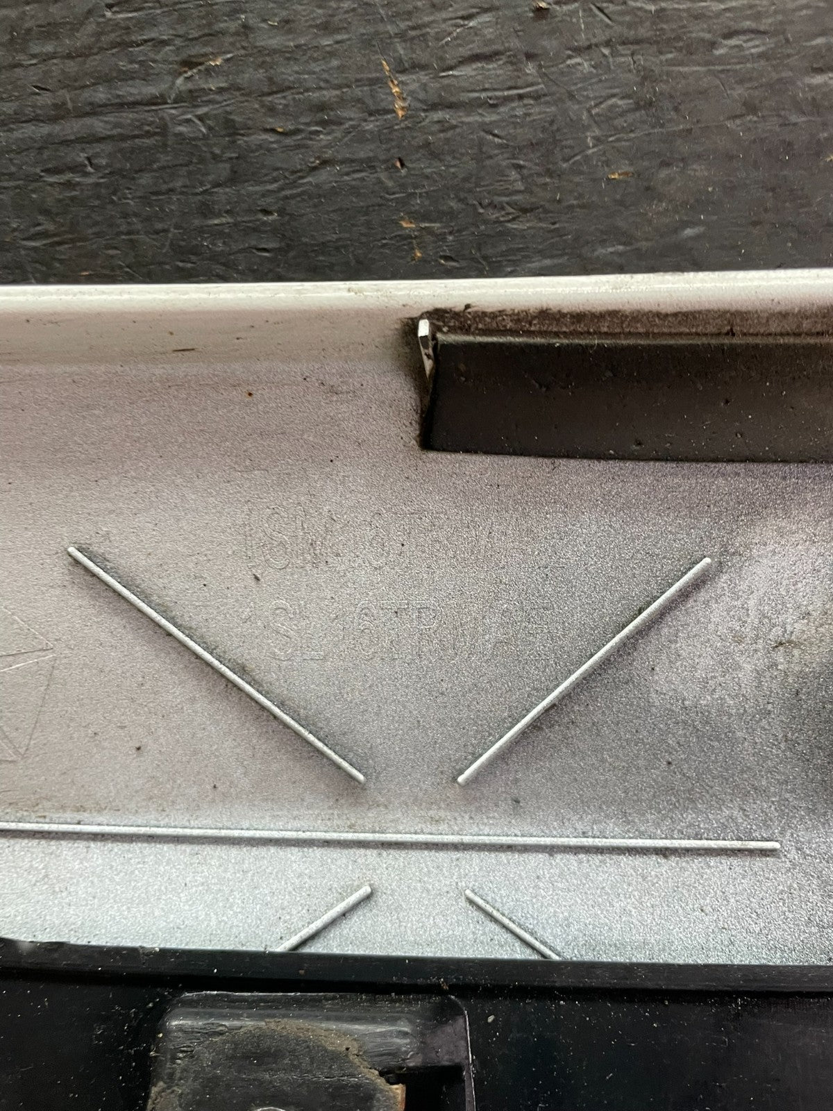 2011-2018 Dodge Grand Caravan Rear Tail Gate Trim Molding Panel OEM u7499 DG16