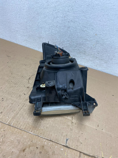 1996 to 2002 Toyota 4Runner Halogen Right Headlight AE6155 DW8