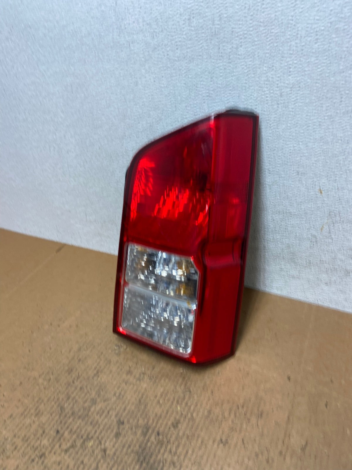 2005 to 2012 Nissan Pathfinder Right Passenger RH Side Tail Light AE1511 LK1