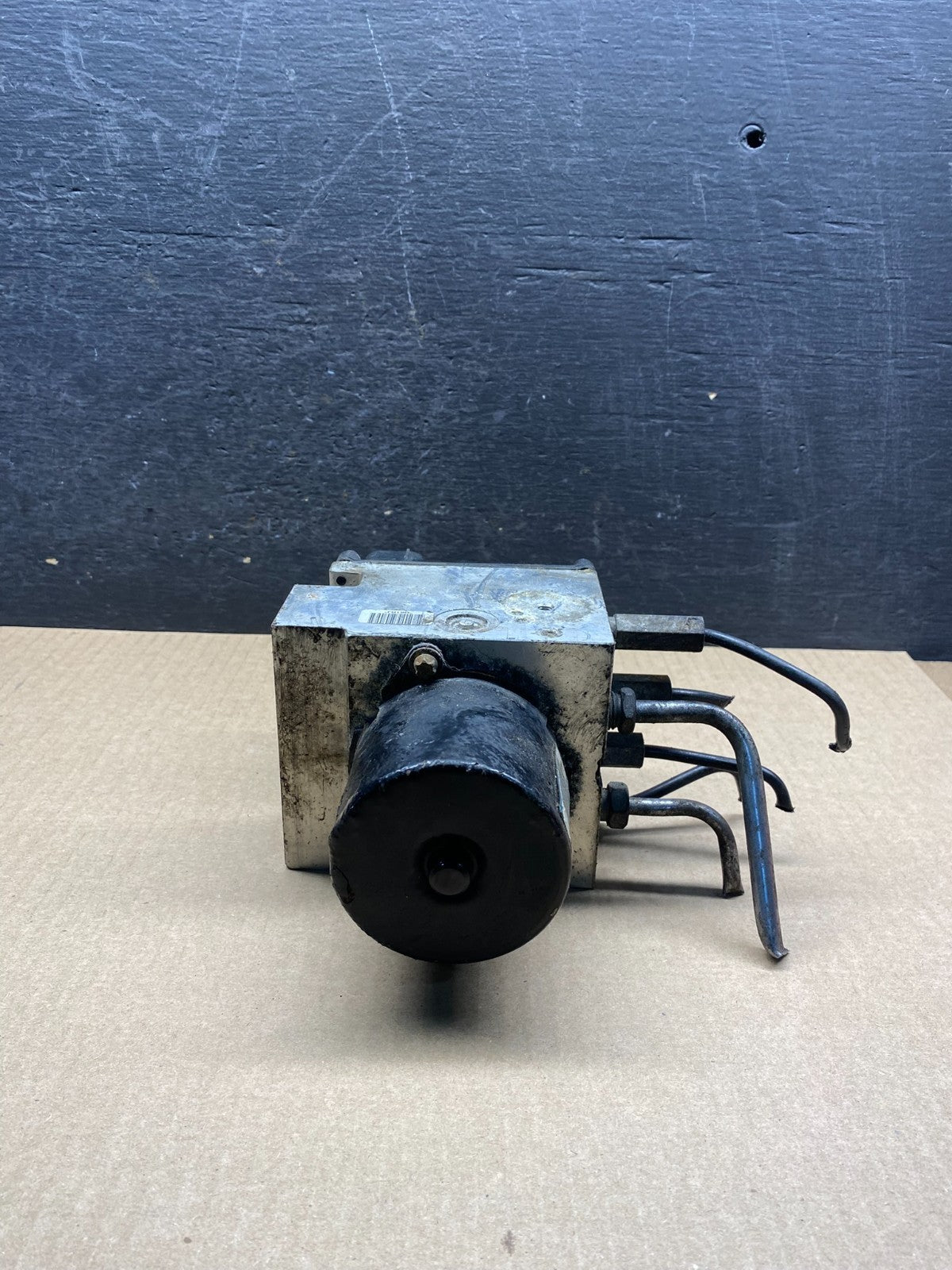 2011 - 2014 Ford E250 E350 Van ABS Anti Lock Brake Pump Module ag9693 DG5