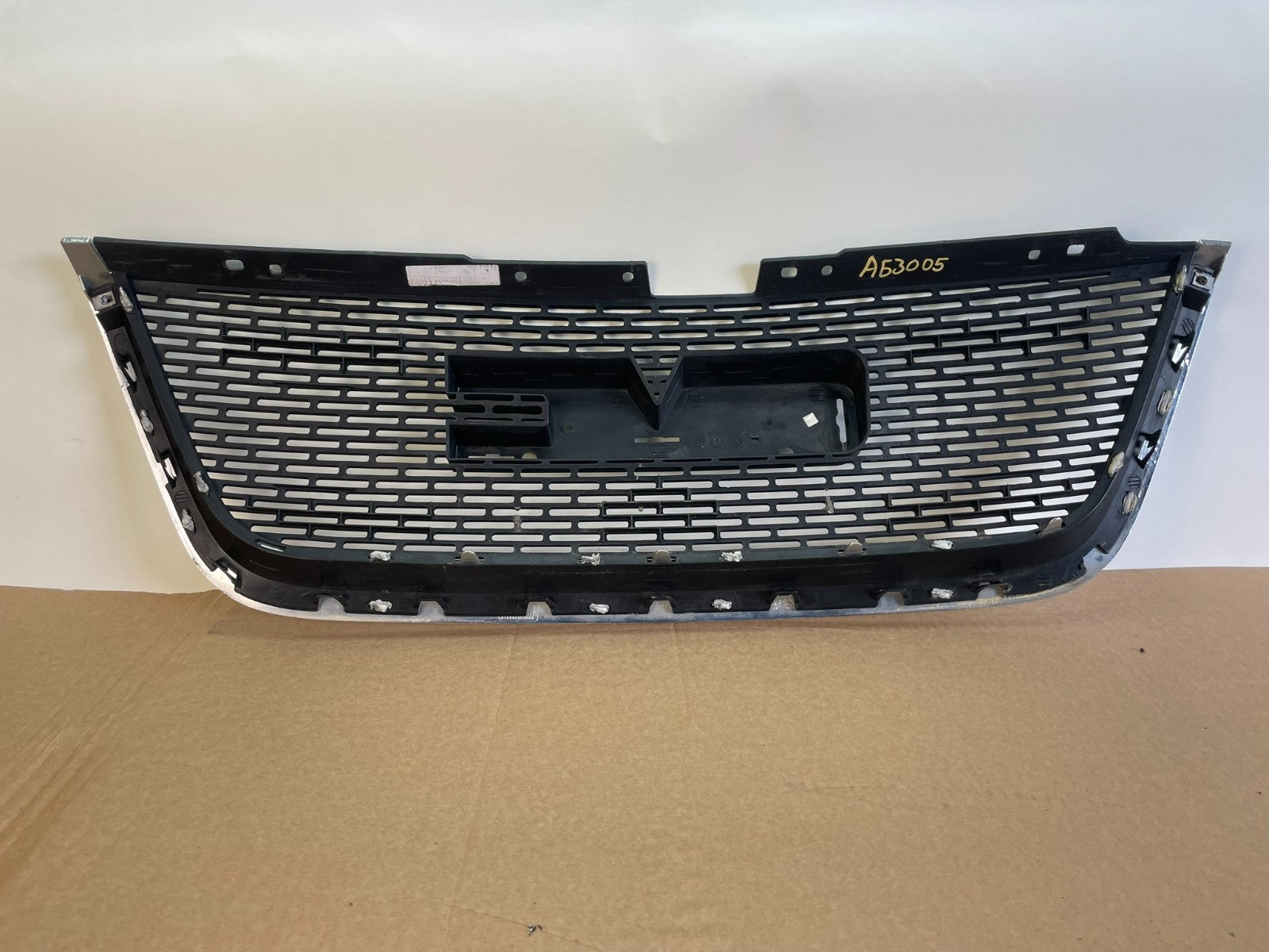 2007 to 2012 GMC Acadia Front Upper Grill Grille AG3005 DG3