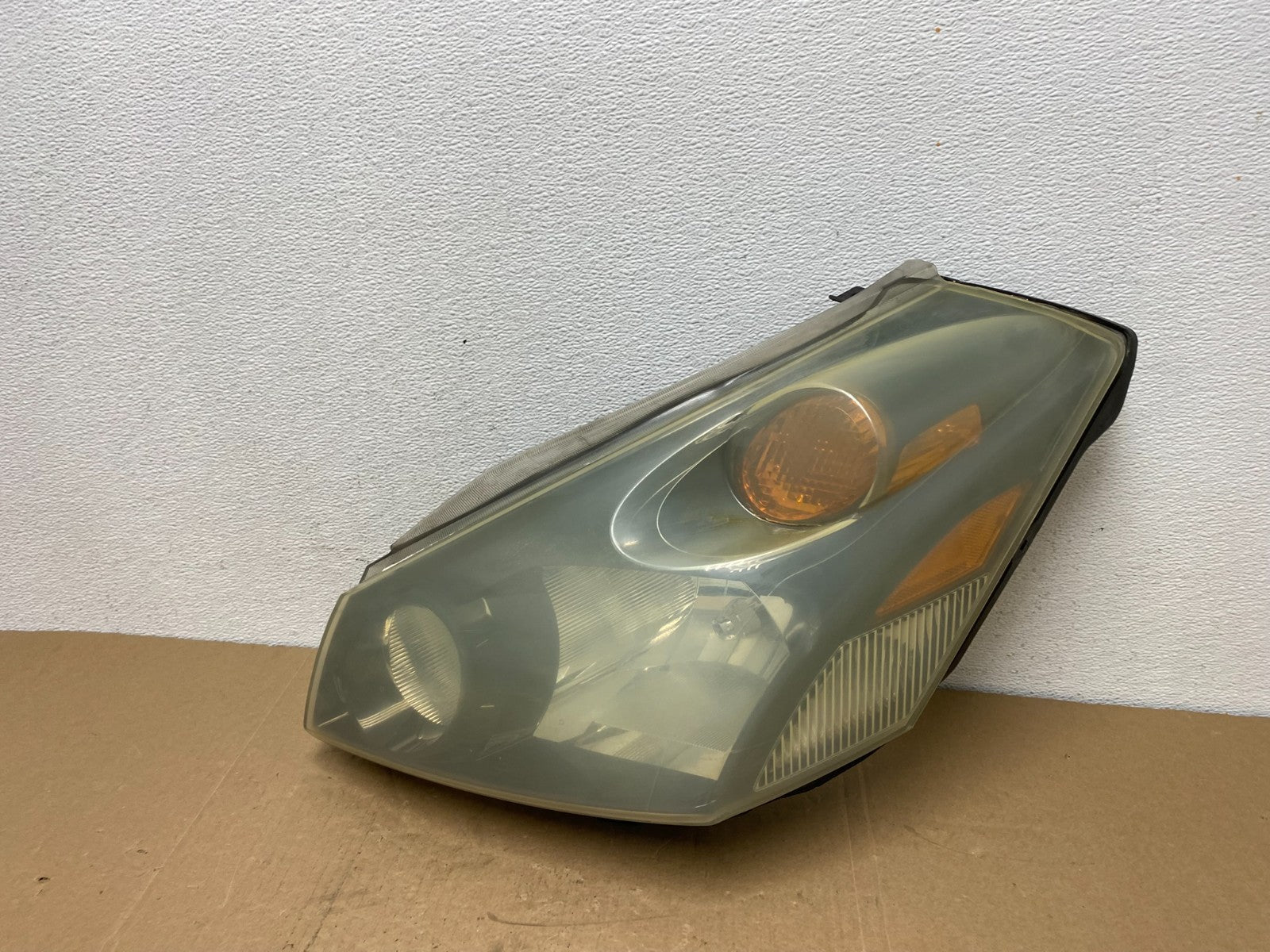 2004 to 2009 Nissan Quest Left Driver LH Black Headlight AC5651 DW0