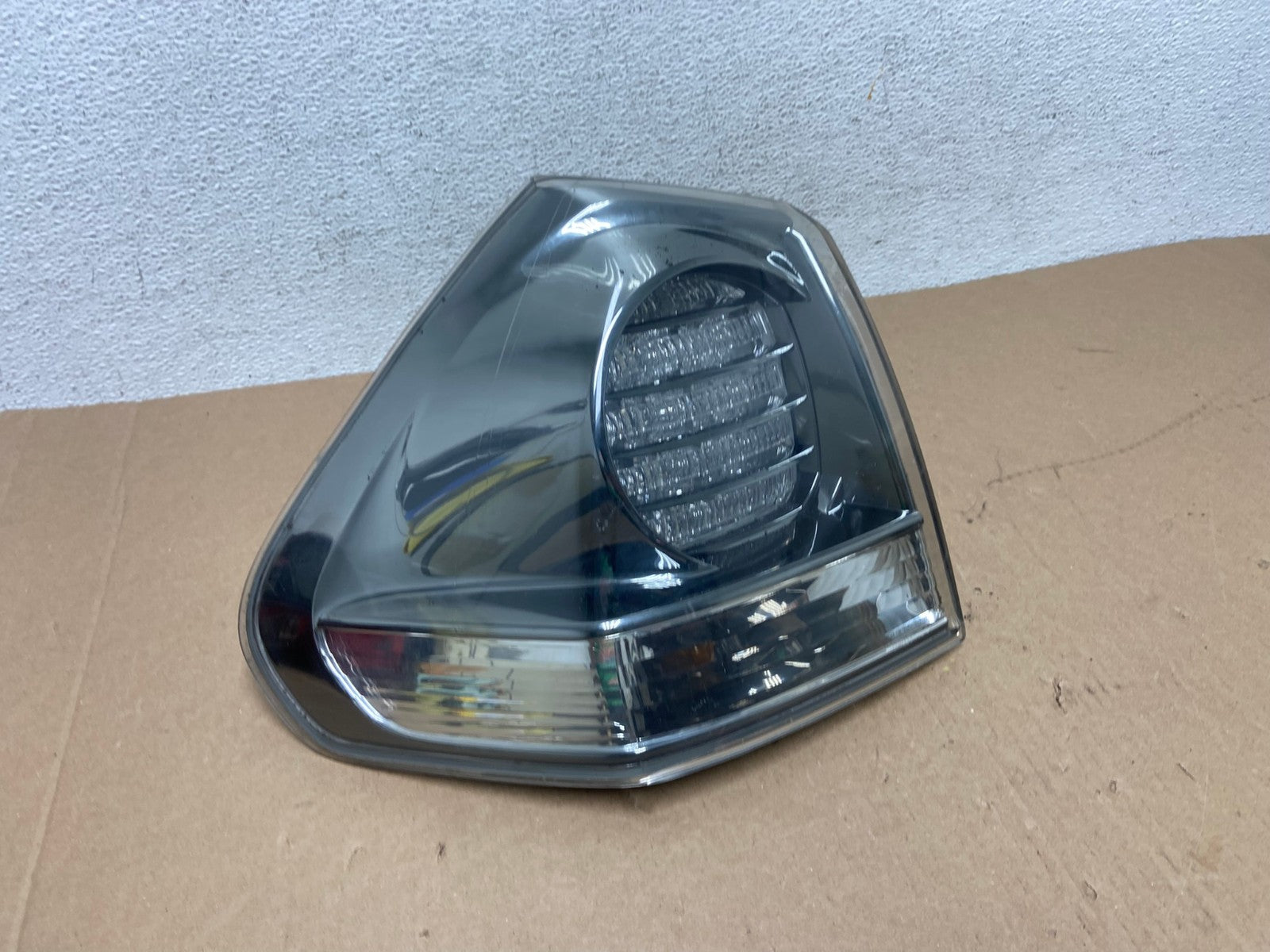 2006 to 2007 Lexus RX400H Left Driver LH Side Tail Light AD6433 LK0