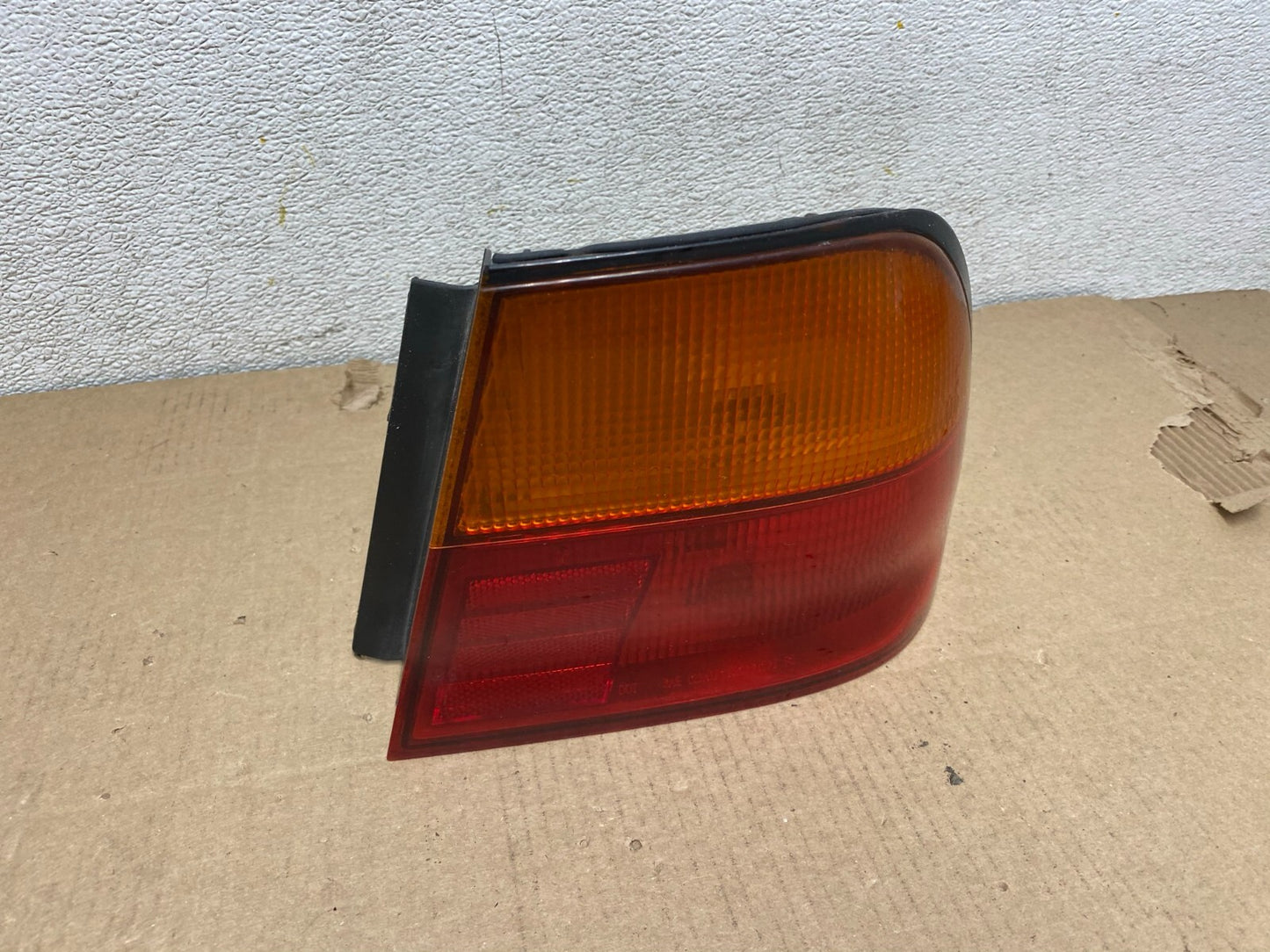 1995 to 1996Nissan Maxima Right Passenger RH Side Tail Light L4639 PS0