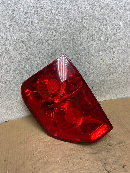 2003 2004 2005 Honda Pilot Left Driver LH Side Tail Light AI8045 LK2
