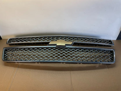 2007 to 2014 Chevrolet Tahoe Suburban Lower Upper Grill Grille Set AH6049 DG0