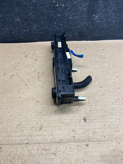2017 2018 2019 Kia Cadenza Ac Heater Climate Control Panel AH5432 DG2