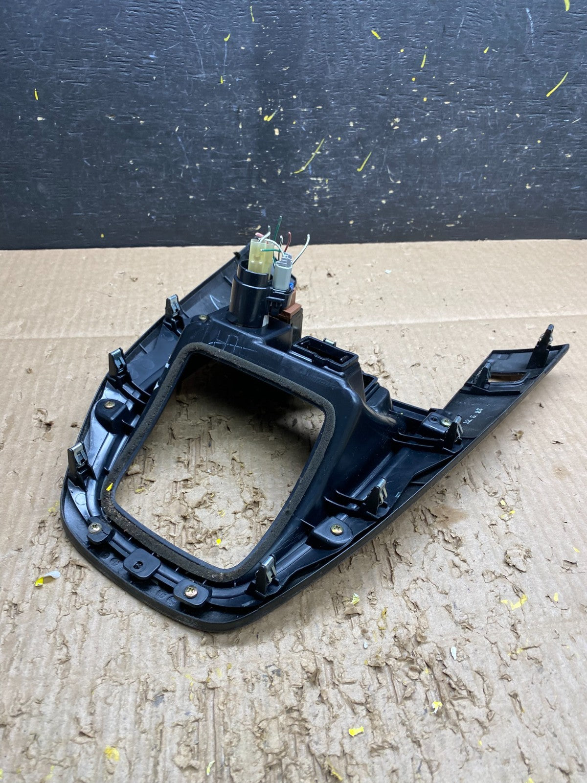 1999 to 2003 Lexus RX300 dash Console Center Shifter Floor Bezel OEM V7461 DG5