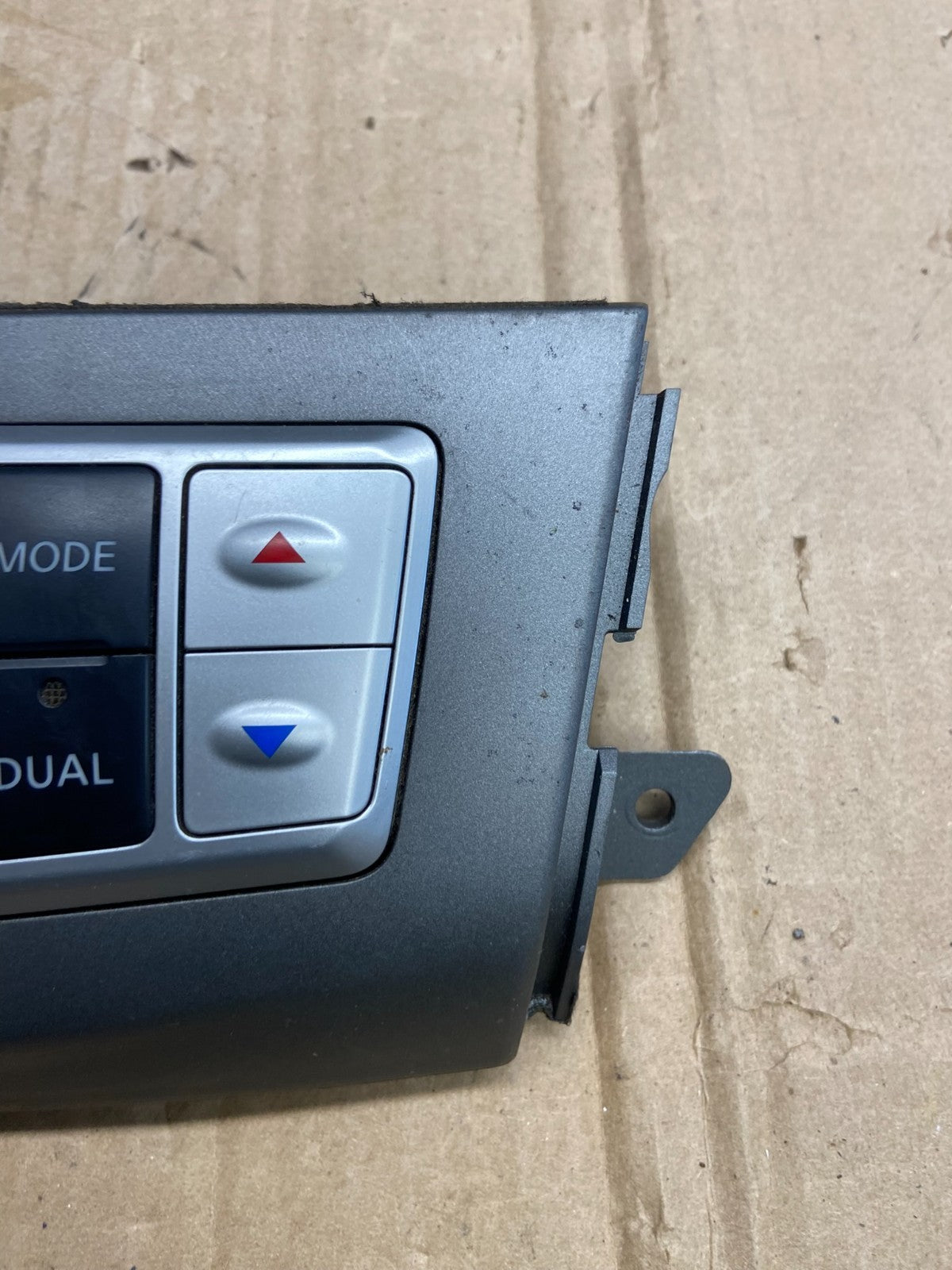 2009 - 2012 Nissan Murano Temperature Climate A/C AC Control Panel AD7230 DG4