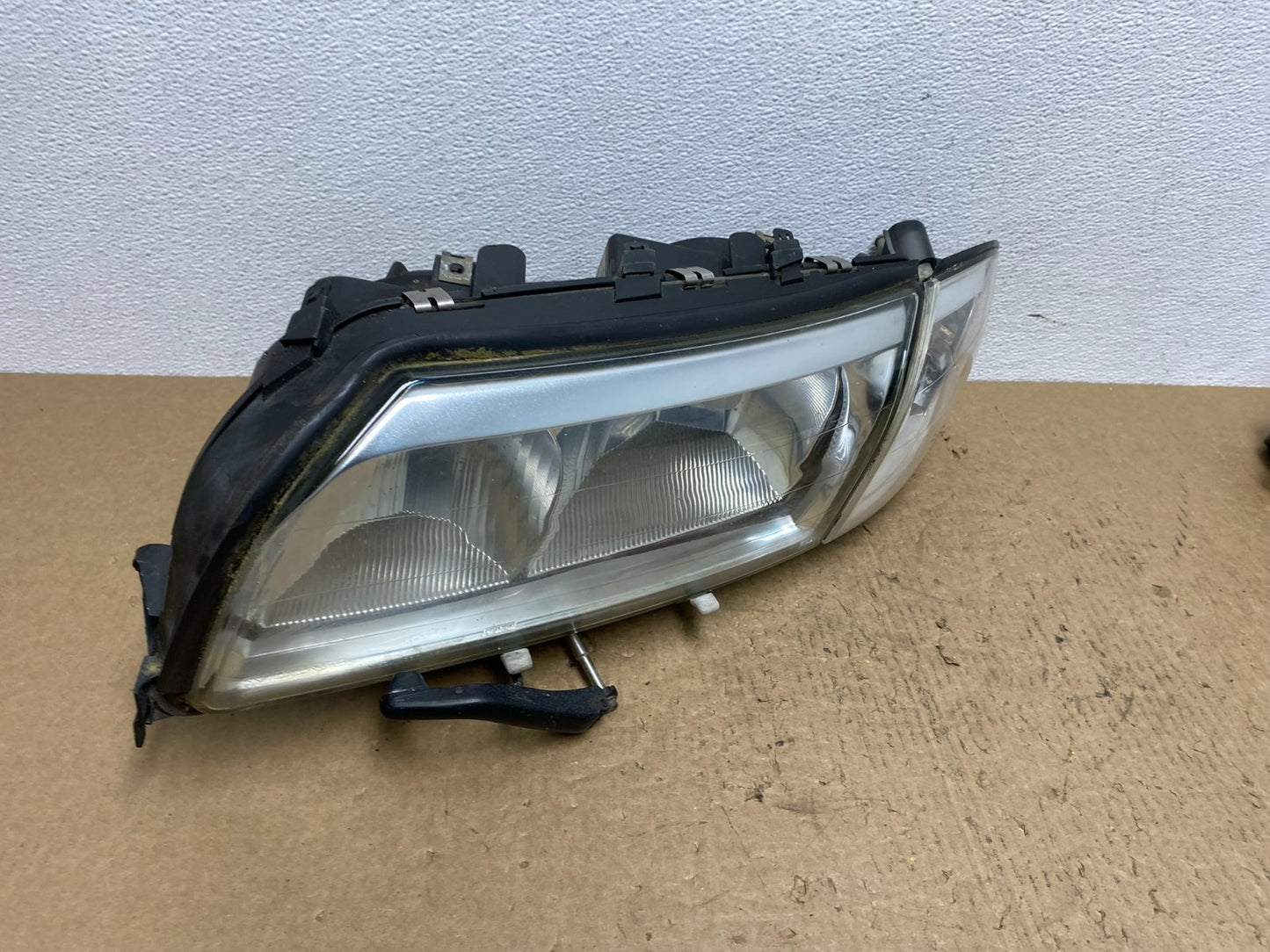 2004 2005 2006 Volvo S80 Left Driver LH Side Halogen Headlight Oem AC1585 DW2
