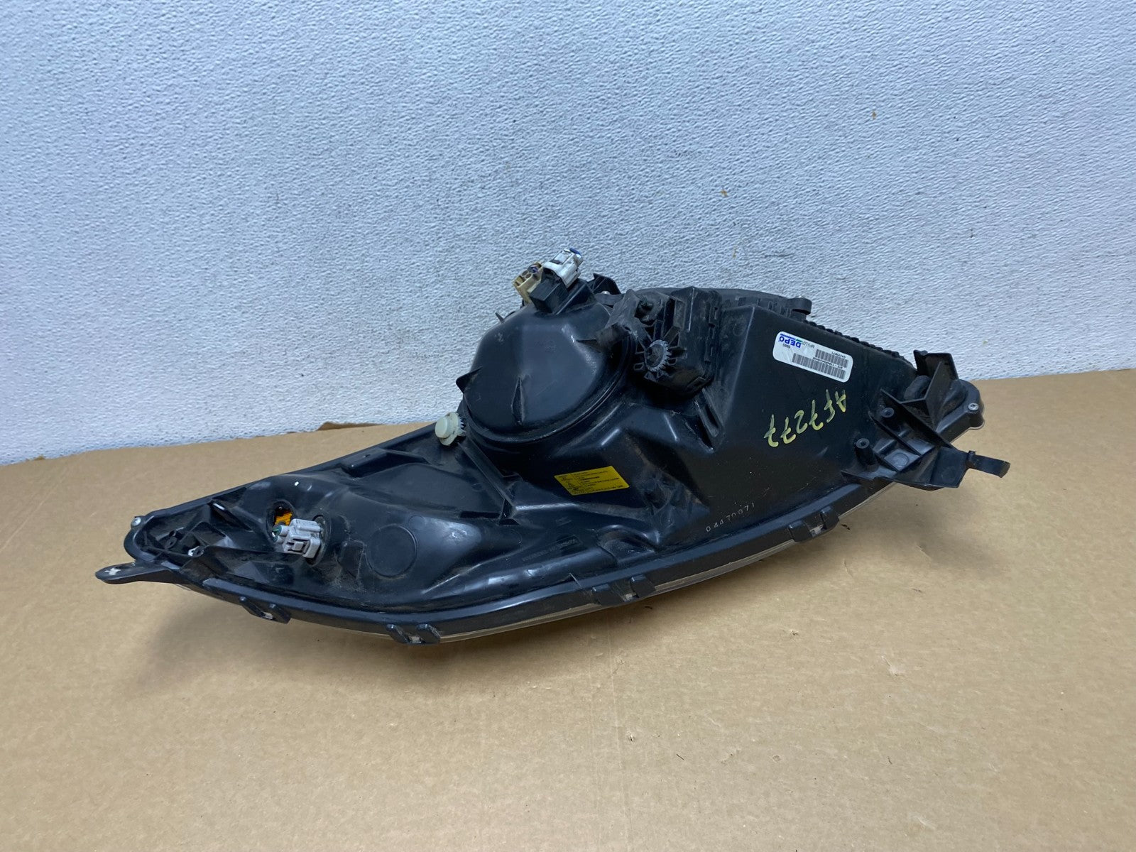 2004 - 2005 Toyota Prius Right Passenger RH Side Headlight Xenon Hid AF7277 DW5