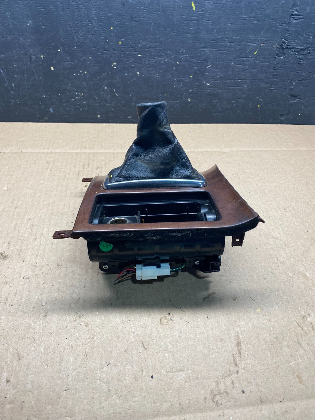2006 to 2010 Infiniti M35 Center Console Gear Shifter Floor Bezel O3661 OEM DG2